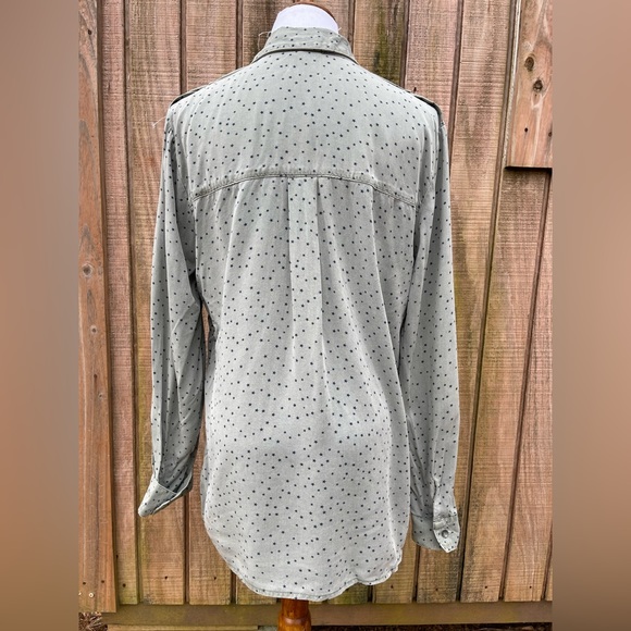 Splendid Star Printed Button Down Shirt Size Medium - Picture 5 of 8